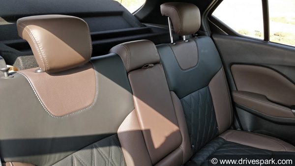 ക്രെറ്റയ്ക്ക് എതിരെ നിസാന്‍ കിക്ക്‌സ് ജനുവരി 22 -ന്, ടെറാനോയ്ക്ക് പകരക്കാരന്‍