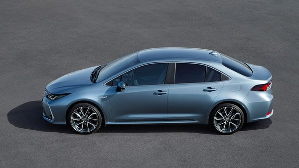 ബലെനോയെ പുറത്തിറക്കാന്‍ ടൊയോട്ട, ആകാംഷയോടെ വിപണി