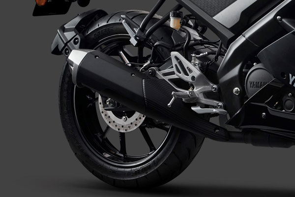 എബിഎസ് സുരക്ഷയിൽ യമഹ R15, വില 1.39 ലക്ഷം രൂപ മുതൽ