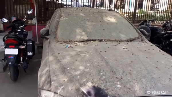 ജാഗ്വര്‍ മുതല്‍ റേഞ്ച് റോവര്‍ വരെ, ആര്‍ക്കും വേണ്ടാതെ ഉപേക്ഷിക്കപ്പെട്ട് ആഢംബര കാറുകള്‍ — വീഡിയോ