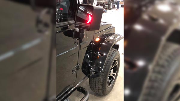 ക്ലാസിക്ക് ഭാവത്തില്‍ ആഢംബരം നിറഞ്ഞ് മഹീന്ദ്ര ബൊലേറോ ഇന്‍വേഡര്‍