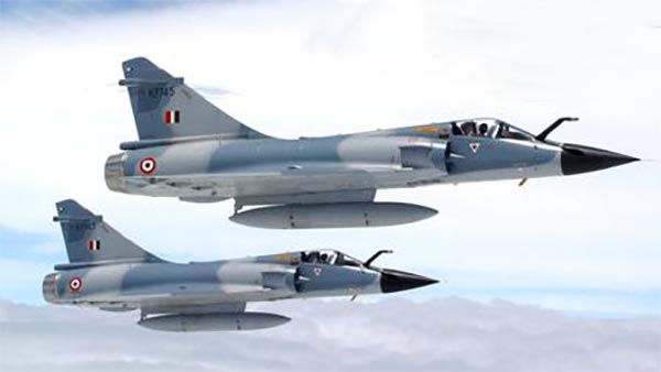 ഇന്ത്യയുടെ മിറാഷും പാക്കിസ്ഥാന്റെ എഫ് 16 ഫാല്‍ക്കണും — വ്യത്യാസങ്ങളിങ്ങനെ