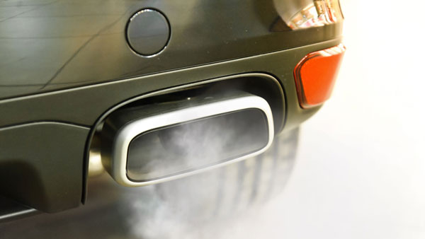 പഴയ വാഹനങ്ങള്‍ക്ക് ദില്ലിയില്‍ പൂര്‍ണ്ണ വിലക്ക്, കാരണമിതാണ്