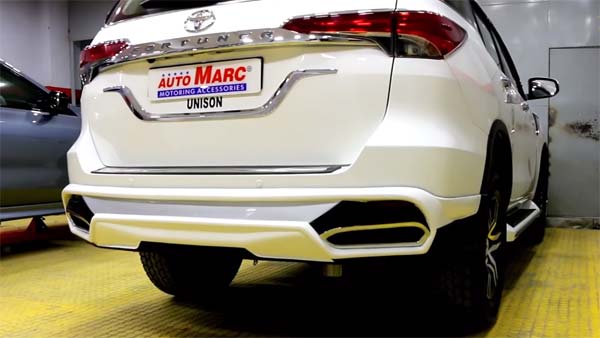 ലെക്‌സസാവാന്‍ ശ്രമിച്ച് ടൊയോട്ട ഫോര്‍ച്യൂണര്‍