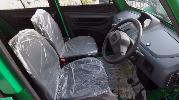 ഓട്ടോയ്ക്ക് പകരക്കാരനാവാന്‍ ബജാജ് ക്യൂട്ട്, വില 2.63 ലക്ഷം രൂപ