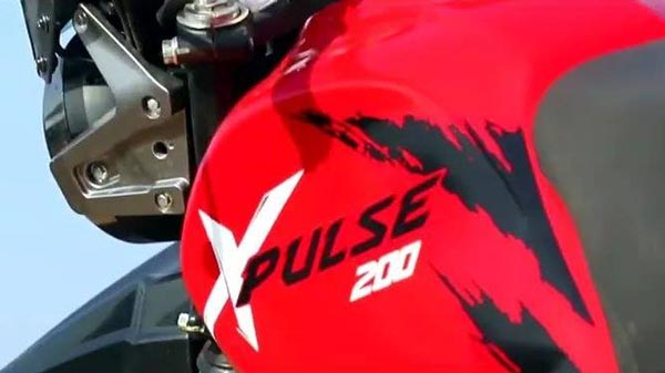 കളത്തിലിറങ്ങാന്‍ ഹീറോ തയ്യാര്‍, ഇതാണ് പുതിയ എക്‌സ്പള്‍സ് 200