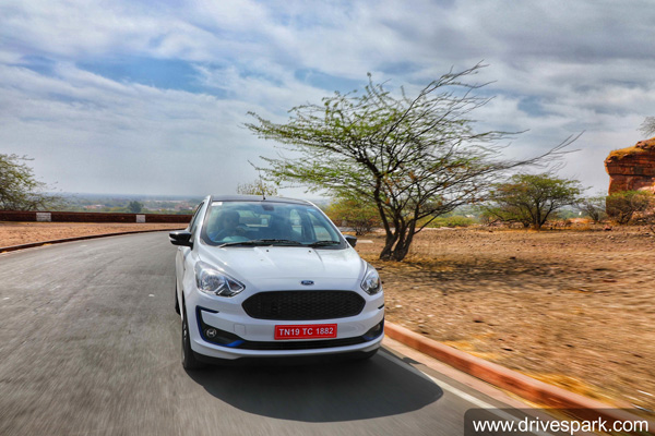 പുതിയ ഫിഗൊയുമായി ഫോര്‍ഡ്, വില 5.15 ലക്ഷം രൂപ മുതല്‍