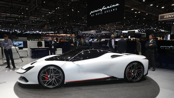 പിനിന്‍ഫറീന ബറ്റിസ്റ്റയുടെ മൈലേജ് അന്വേഷിച്ച് ഒരു വിരുതന്‍, രസികന്‍ മറുപടി നല്‍കി ആനന്ദ് മഹീന്ദ്ര