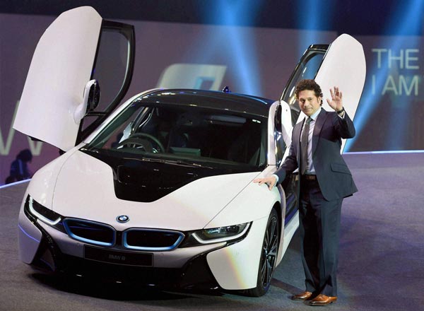 സച്ചിന്റെ കാറിലും ഡിസിയുടെ കൈയ്യൊപ്പ്