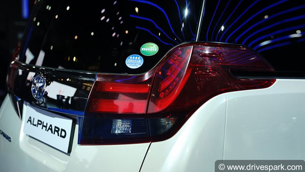 ഇന്നോവയെക്കാളും വലിയ എംപിവികളുമായി ടൊയോട്ട ഇന്ത്യയിലേക്ക്