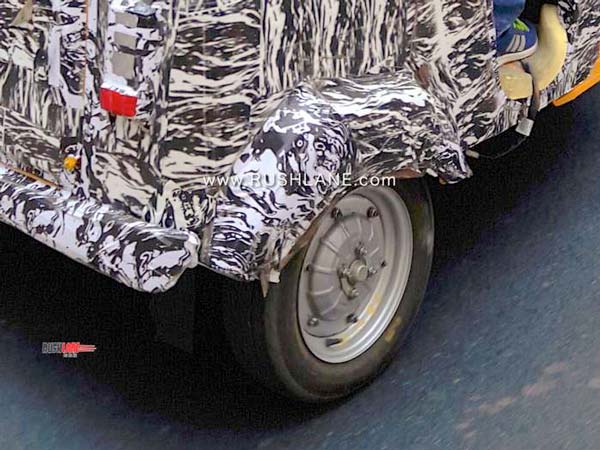 ഇലക്ട്രിക്ക് റിക്ഷയുമായി ബജാജും വിപണിയിലേക്ക്, കൂടുതല്‍ ചിത്രങ്ങള്‍ പുറത്ത്