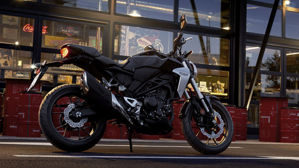 പുതിയ ഹോണ്ട CB300R ഡെലിവറി ആരംഭിച്ചു