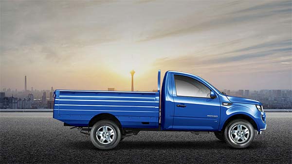 എക്കാലത്തെയും മികച്ച നേട്ടത്തില് മഹീന്ദ്ര ബൊലേറോ പിക്കപ്പ് വാന്, പോയ വര്ഷം വിറ്റത് 1.5 ലക്ഷം യൂണ എക്കാലത്തെയും മികച്ച നേട്ടത്തില് മഹീന്ദ്ര ബൊലേറോ പിക്കപ്പ് വാന്, പോയ വര്ഷം വിറ്റത് 1.5 ലക്ഷം യൂണ