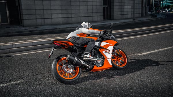 125 ഡ്യൂക്കിന്‍റെ വിജയമാവര്‍ത്തിക്കാന്‍ കെടിഎം RC 125, ജൂണില്‍ വിപണിയില്‍