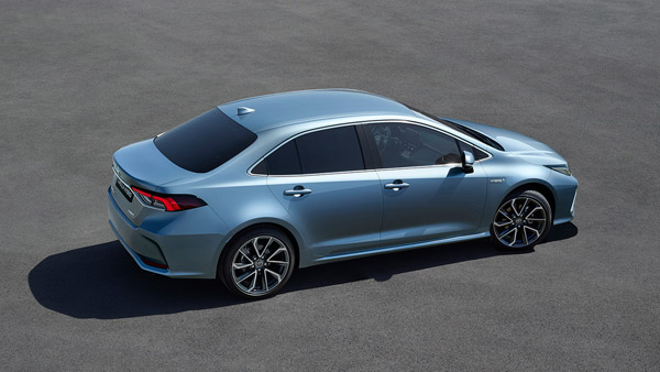 ടൊയോട്ടയുടെ തീരുമാനത്തില്‍ പതറി മാരുതി, പുതിയ കൊറോള ആള്‍ട്ടിസ് ഇന്ത്യയിലേക്കില്ല