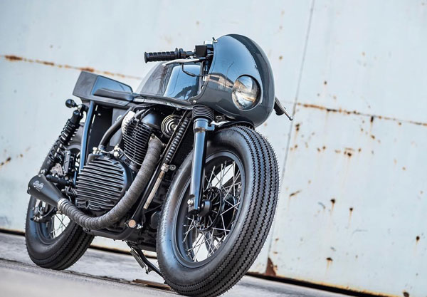 മനം കവര്‍ന്ന് റോയല്‍ എന്‍ഫീല്‍ഡ് ജിടി വായു