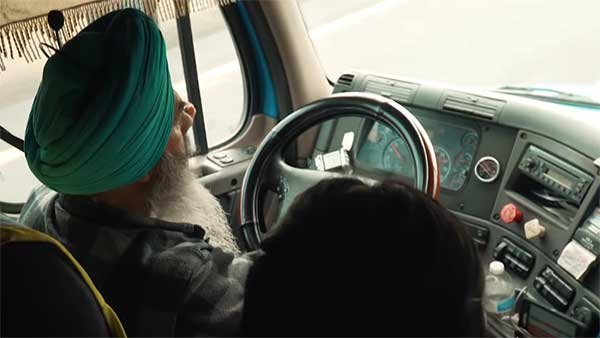 ട്രക്ക് ഓടിച്ച് സർദാർജി സമ്പാദിക്കുന്നത് 1.6 കോടി രൂപ — വീഡിയോ