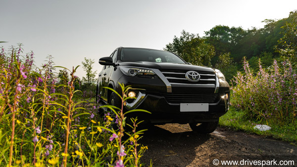 ചമഞ്ഞൊരുങ്ങി ടൊയോട്ട ഇന്നോവയും ഫോര്‍ച്യൂണറും, ഏപ്രിലില്‍ വിപണിയില്‍