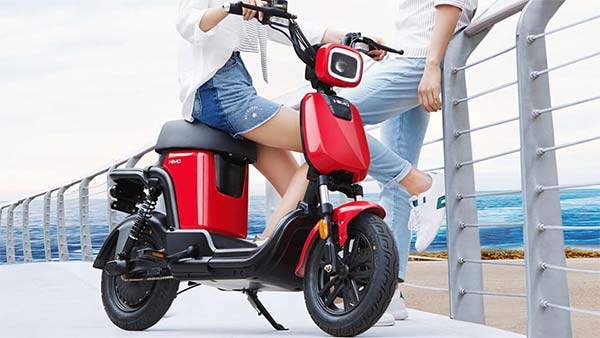 പുതിയ ഇലക്ട്രിക്ക് സ്‌കൂട്ടറുമായി ഷവോമി, ഒറ്റ ചാര്‍ജില്‍ 120 കിലോമീറ്റര്‍ — വില 32,000 രൂപ