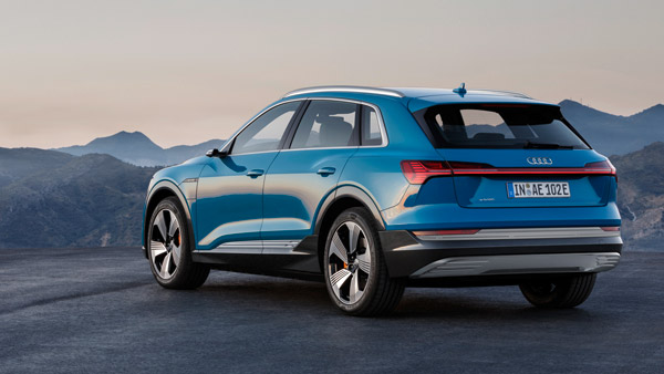 കാത്തിരുന്നു പുറത്തിറക്കിയ ആദ്യ ഇലക്ട്രിക് കാറിൽ നിർമ്മാണപ്പിഴവ്, തുടക്കത്തിലെ പിഴച്ച് ഔഡി