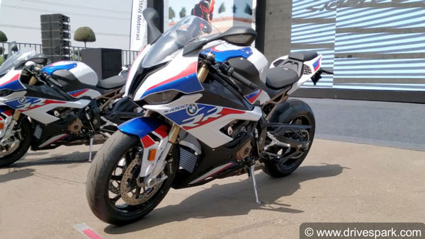 18 ലക്ഷം രൂപയ്ക്ക് പുതിയ ബിഎംഡബ്ല്യു S1000RR എത്തി