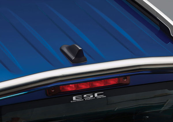 20 പുത്തന്‍ ഫീച്ചറുകളുമായി ഇസൂസു വി-ക്രോസ് ഫെയ്‌സ്‌ലിഫ്റ്റ്‌ വിപണിയില്‍