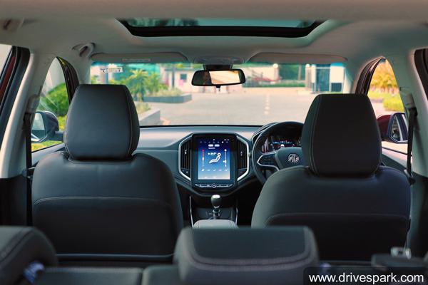 ടാറ്റ ഹാരിയറിനെക്കാളും കുറഞ്ഞ വിലയില്‍ എംജി ഹെക്ടര്‍?