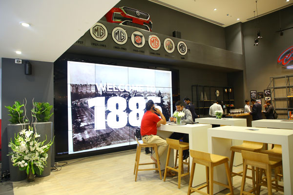 കേരളത്തില്‍ എംജിക്ക് മൂന്നു ഷോറൂമുകള്‍ — ഹെക്ടര്‍ ബുക്കിങ് തുടങ്ങി