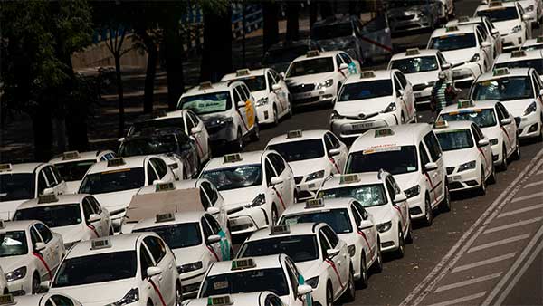 പാസഞ്ചര്‍ വാഹന വില്‍പ്പന ഏറ്റവും താഴ്ന്ന നിലയില്‍, 2001 -ന് ശേഷം ഇതാദ്യം