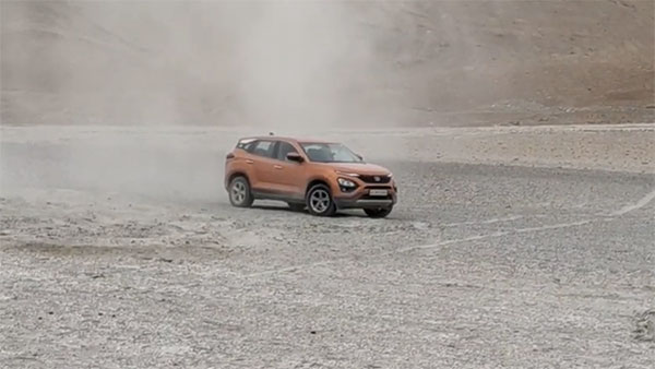 ലഡാക്കില്‍ അഭ്യാസം കാട്ടി ടാറ്റ ഹാരിയര്‍ — വീഡിയോ