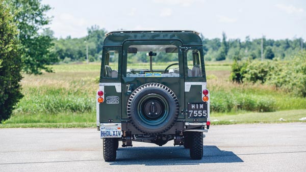 ദലൈലാമയുടെ ലാന്‍ഡ് റോവര്‍ വില്‍പ്പനയ്ക്ക്: വില ഒരു കോടി രൂപ