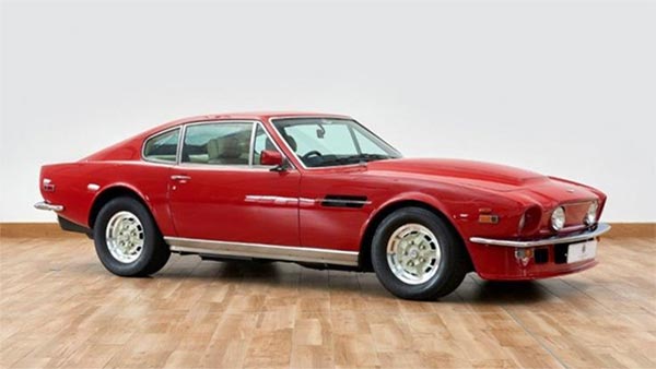 ഏറ്റവും പുതിയ ബോണ്ട് ചിത്രത്തില്‍ ക്ലാസിക്ക് ആസ്റ്റണ്‍ മാര്‍ട്ടിനുമായി ദാനീയേല്‍ ക്രേഗ്