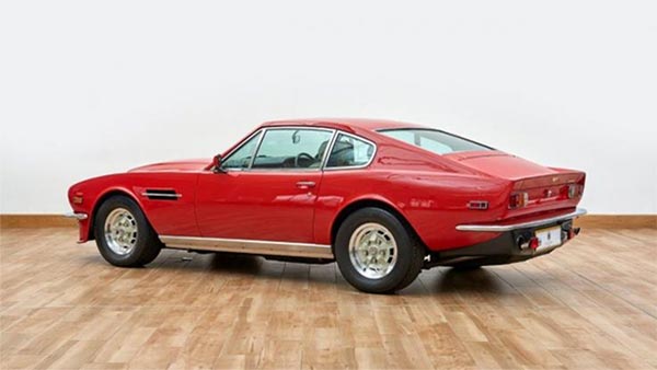 ഏറ്റവും പുതിയ ബോണ്ട് ചിത്രത്തില്‍ ക്ലാസിക്ക് ആസ്റ്റണ്‍ മാര്‍ട്ടിനുമായി ദാനീയേല്‍ ക്രേഗ്