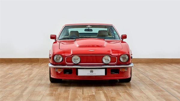 ഏറ്റവും പുതിയ ബോണ്ട് ചിത്രത്തില്‍ ക്ലാസിക്ക് ആസ്റ്റണ്‍ മാര്‍ട്ടിനുമായി ദാനീയേല്‍ ക്രേഗ്