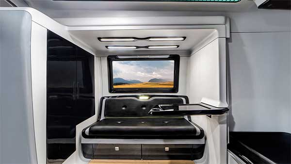 ആഢംബരത്തിന്റെ നെറുകയില്‍ അല്ലു അര്‍ജുന്റെ വാനിറ്റി വാന്‍