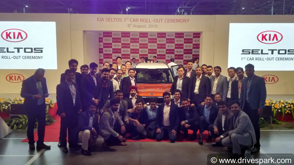 ആദ്യ കിയ സെല്‍റ്റോസ് നിര്‍മ്മാണശാലയില്‍ നിന്ന് പുറത്തിറങ്ങി