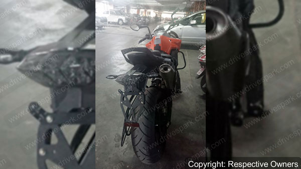 ഡ്യൂക്ക് 790 നെ ഡീലര്‍ഷിപ്പുകളില്‍ എത്തിച്ച് കെടിഎം