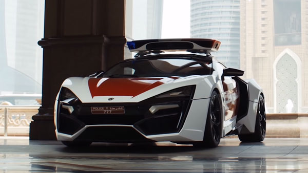 ദുബൈ പൊലീസിന്റെ ആഡംബര കാറുകള്‍