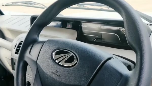 ഡ്രൈവര് സൈഡ് എയര്ബാഗുമായി പുതിയ മഹീന്ദ്ര ബൊലേറോ പവര്പ്ലസ്സ്; വീഡിയോ ഡ്രൈവര് സൈഡ് എയര്ബാഗുമായി പുതിയ മഹീന്ദ്ര ബൊലേറോ പവര്പ്ലസ്സ്; വീഡിയോ