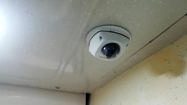 തേജസ് എക്സ്പ്രസ് സ്വകാര്യ കമ്പനികള്‍ക്ക് കൈമാറാനൊരുങ്ങി കേന്ദ്രസര്‍ക്കാര്‍