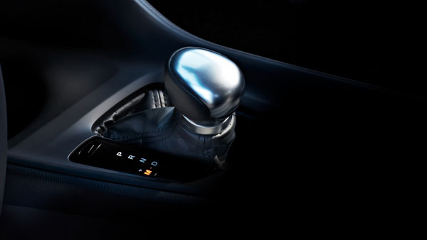 ഇന്ത്യയില്‍ C-HR ഹൈബ്രിഡ് പതിപ്പിനെ അവതരിപ്പാക്കാനൊരുങ്ങി ടൊയോട്ട