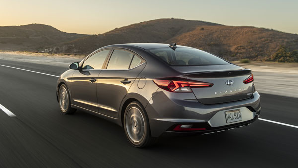 ഹ്യുണ്ടായി എലാന്റ്ര ഫെയ്‌സ്‌ലിഫ്റ്റ് പെട്രോള്‍ പതിപ്പില്‍ മാത്രം