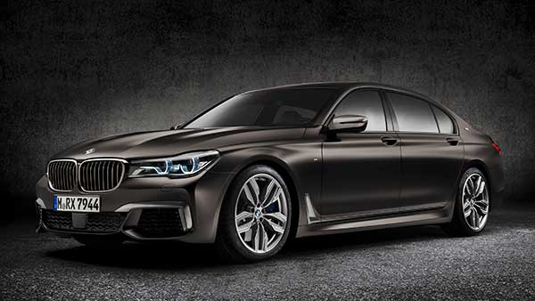 ഇന്ത്യൻ ക്രിക്കറ്റ് താരങ്ങളും അവരുടെ പുതിയ കാറുകളും