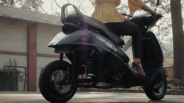 തനിയെ ബാലൻസ് ചെയ്യുന്ന ഇലക്ട്രിക്ക് സ്കൂട്ടറുമായി സ്റ്റാർട്ട്-അപ്പ് കമ്പനി