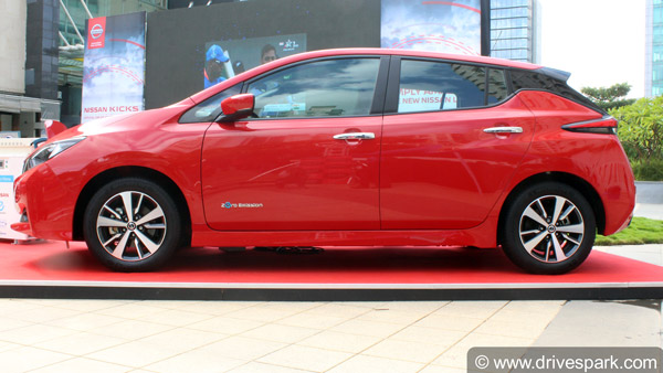 വീട്ടില്‍ വൈദ്യുതി ഇല്ലാത്ത അവസരങ്ങളില്‍ ലീഫിനെ ആശ്രയിക്കാം