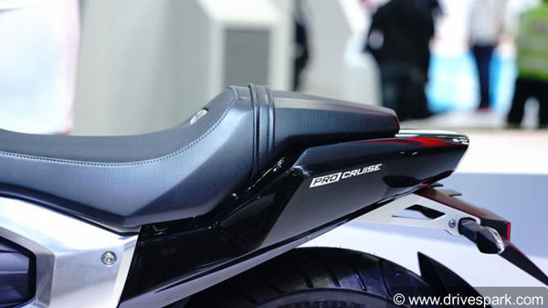 സെപ്പെലിൻ മോഡലിനെ അടിസ്ഥാനമാക്കി പുതിയ രണ്ട് ക്രൂയിസർ ബൈക്കുകൾ പുറത്തിറക്കാൻ ടിവിഎസ്