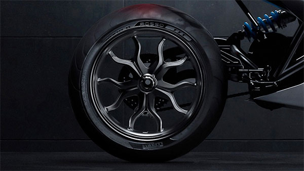 സാഹസിക പ്രകടനം വെളിപ്പെടുത്തി എംഫ്‌ളക്‌സ് വണ്‍ ഇലക്ട്രിക്ക് സ്‌പോര്‍ട്‌സ് ബൈക്ക്; വീഡിയോ