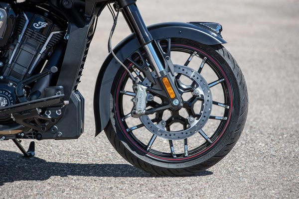 ചലഞ്ചറിനെ അവതരിപ്പിച്ച് ഇന്ത്യന്‍ മോട്ടോര്‍സൈക്കിള്‍