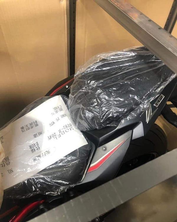 ഔദ്യോഗിക അവതരണത്തിന് മുമ്പ് കവസാക്കി Z H2-ന്റെ ചിത്രങ്ങൾ പുറത്ത്