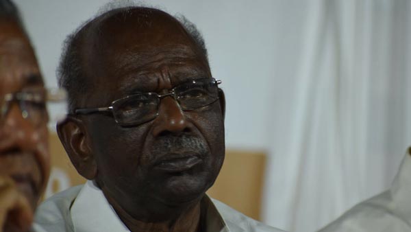 മന്ത്രി വാഹനം വീണ്ടും വാർത്തകളിൽ നിറയുന്നു; രണ്ട് വർഷത്തിനുള്ളിൽ മാറിയത് 34 ടയറുകൾ